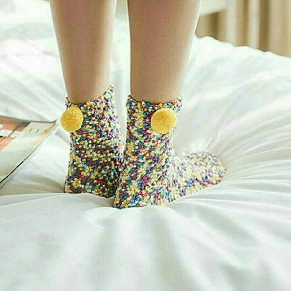🎅Soft & Cute Cupcake Socks (Yellow) - Picture 3 of 6